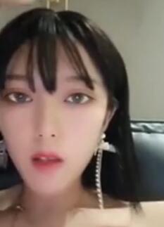 䳬Ů